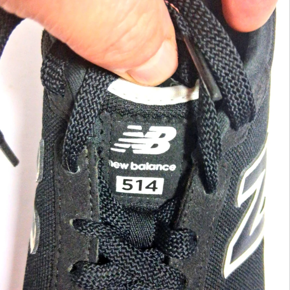 Women's 514 New Balance Size 9 Black And White Running/ Walking/ Casual Sneaker
